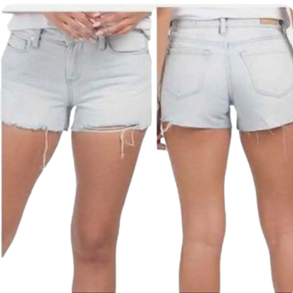 Blank NYC Light Wash Cut Off High Rise Raw Hem Shorts NWT
